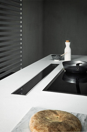 Falmec Design+ DOWN DRAFT tavolo 90 vetro nero